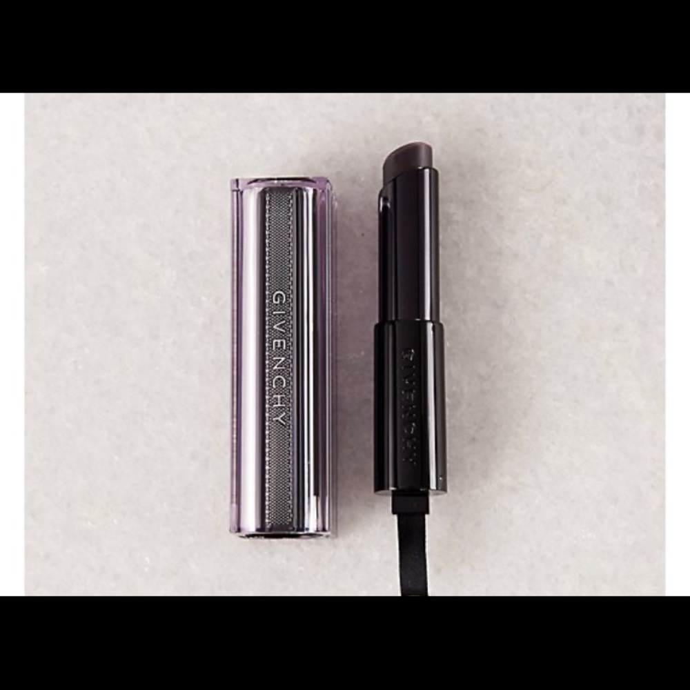 💄 Givenchy Rouge Temptation Black Magic Lipstick